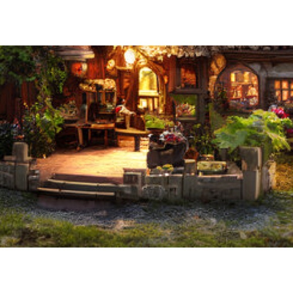 Meet your Posher, Ava - Picture 1 of 1